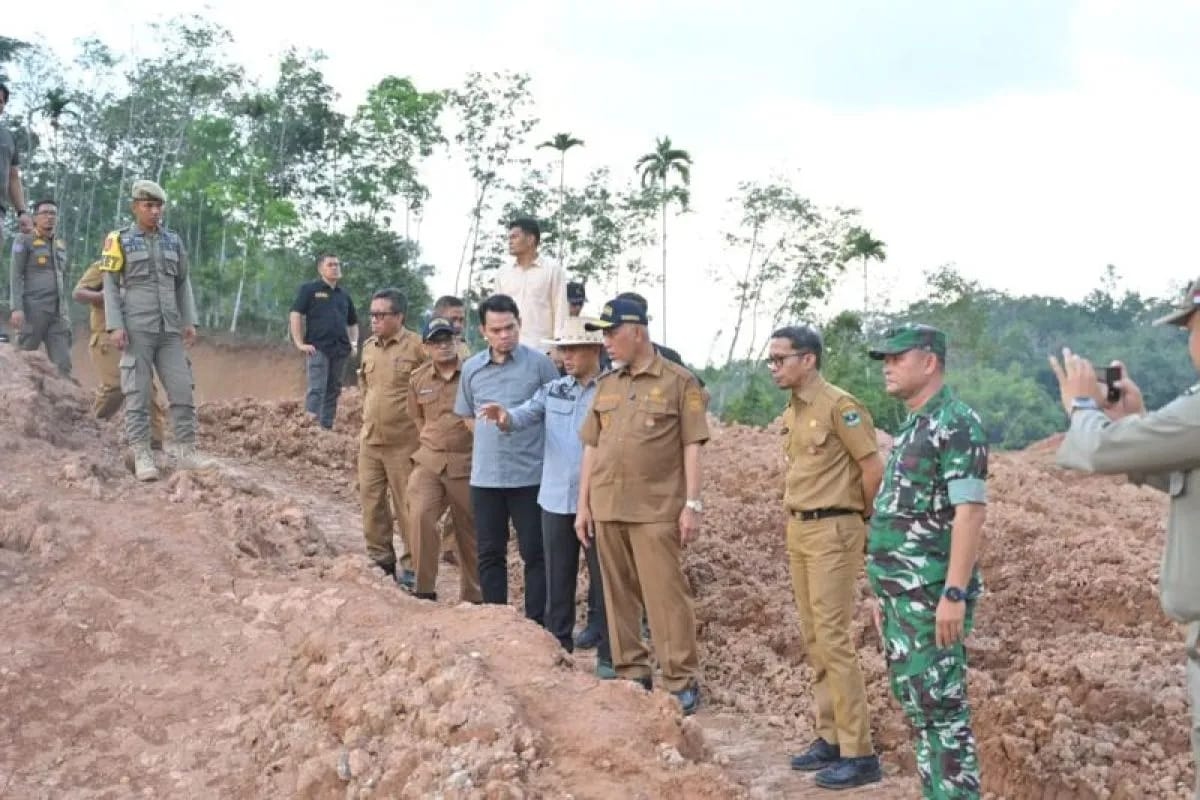 Mahyeldi Datangi Tambang Emas Ilegal Sijunjung Usai Longsor Maut, Ini Pesannya ke Penambang