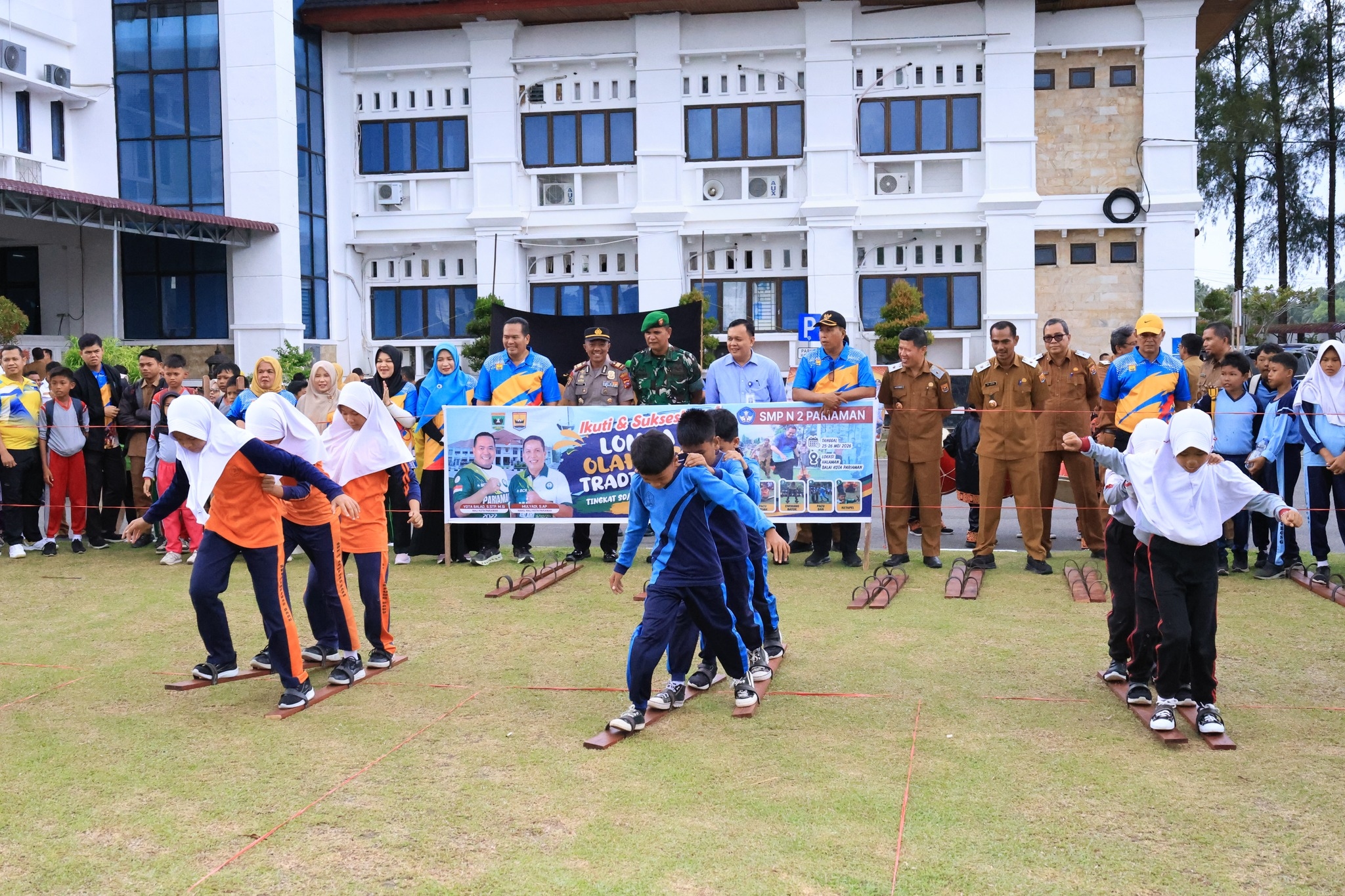 939 Siswa Ramaikan Lomba Olahraga Tradisional Se-Sumbar di Pariaman, Yota Balad Soroti Dampak Gadget