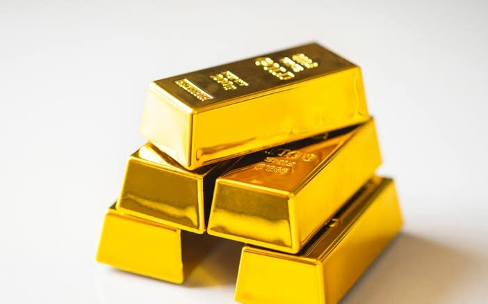 Harga emas hari ini naik Rp50.000, tembus Rp2,679 juta per gram