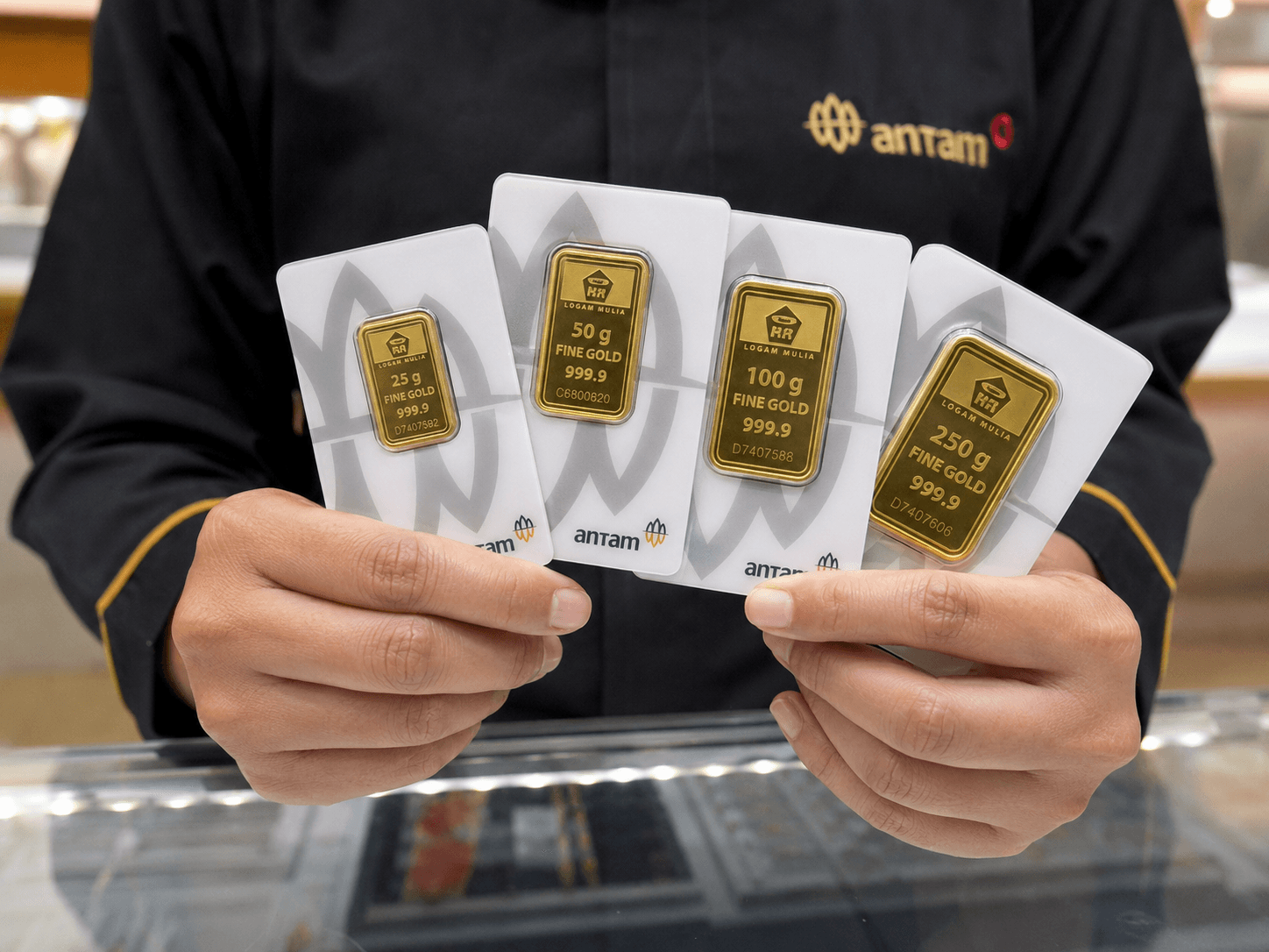 Harga Emas Antam Naik Jadi Rp2,677 Juta per Gram, Buyback Tembus Rp2,53 Juta