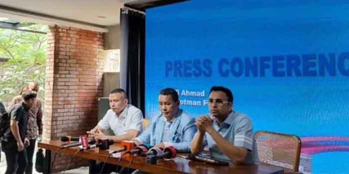 Hotman Paris Tantang Semua Penuduh Raffi Ahmad Hadir di Konferensi Pers: Jangan Jadi Pengecut